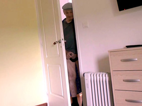 A couple fucking in front of a voyeur grandpa at the crack of the door of the room 10